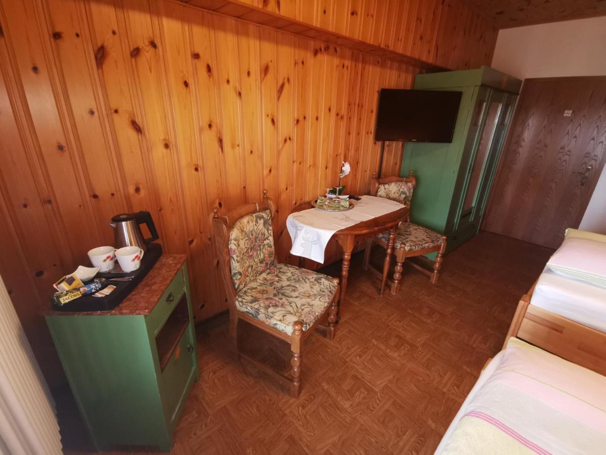 Pension Adler Bannholz 外观 照片